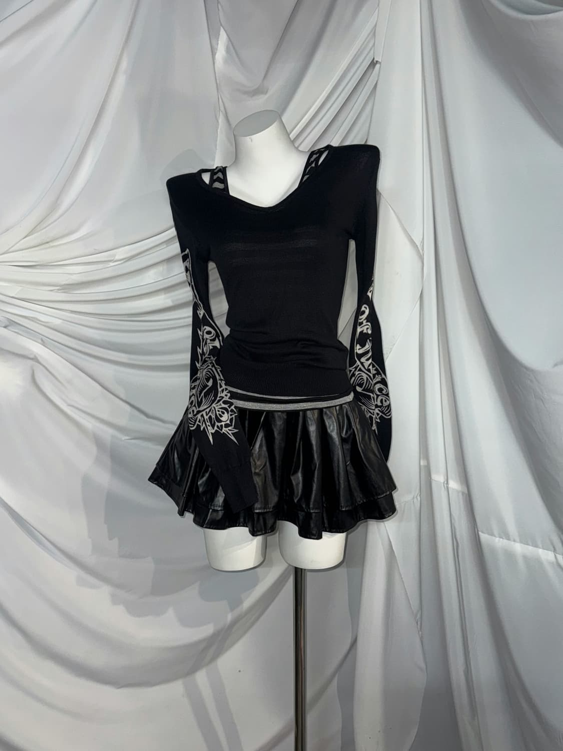 화이트 스크레치 레더 데일리펑크 코디세트  상품이미지4