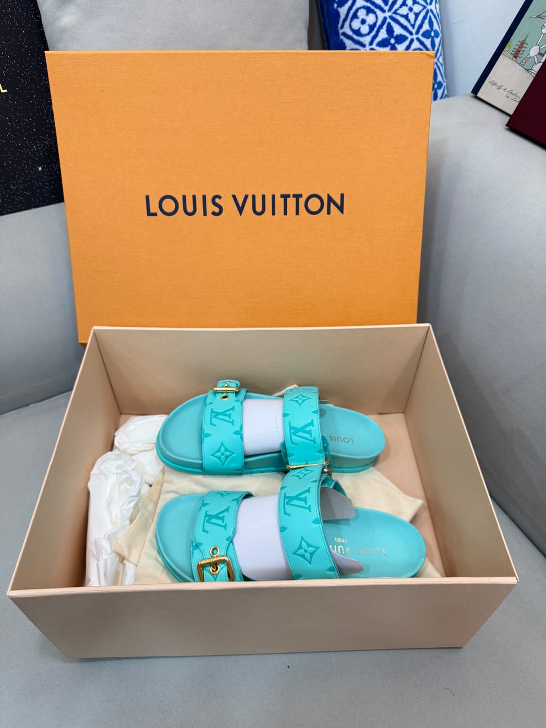 루이비통 봄 디아 플랫 뮬 샌들 37사이즈 상품이미지1