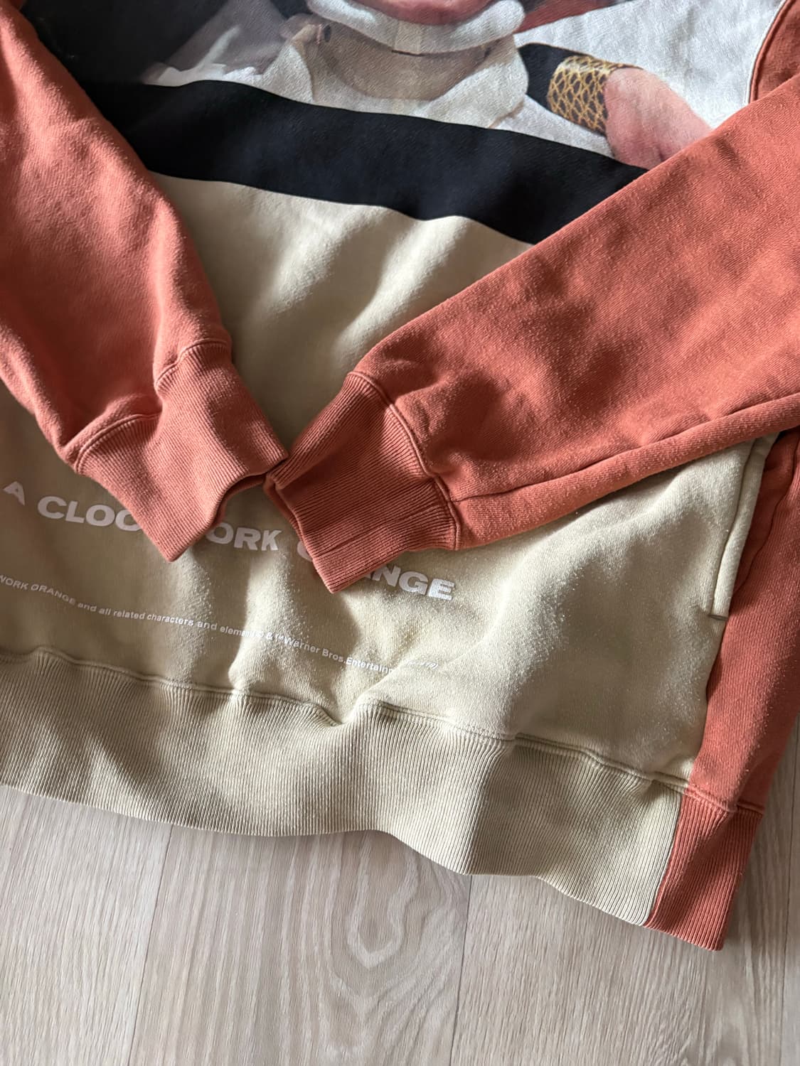 언더커버 19aw 시계태엽 오렌지 스웻 셋업 상품이미지6