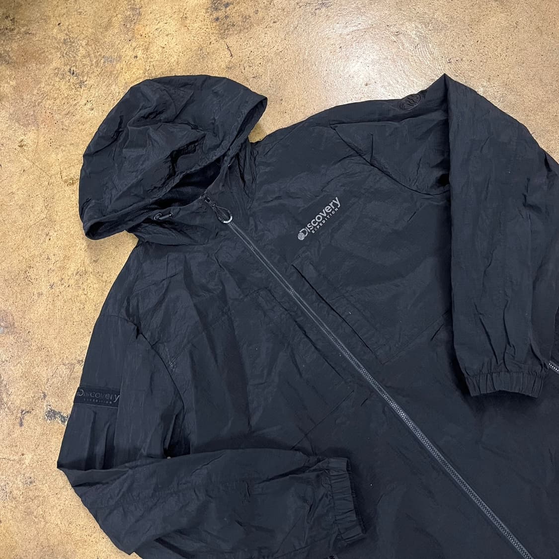 [정품/100] 디스커버리 익스페디션 블랙 바람막이 후드집업 b18 상품이미지1