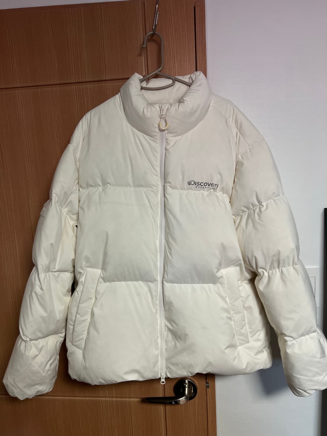 디스커버리 화이트패딩 XL  상품이미지1