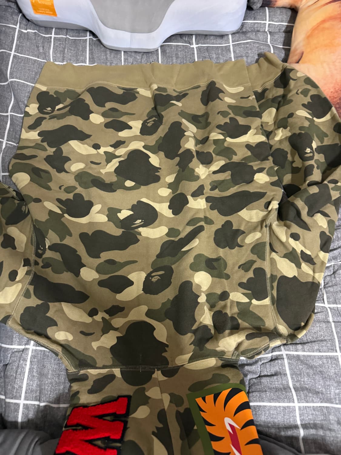 베이프 샤크후드 상품이미지3