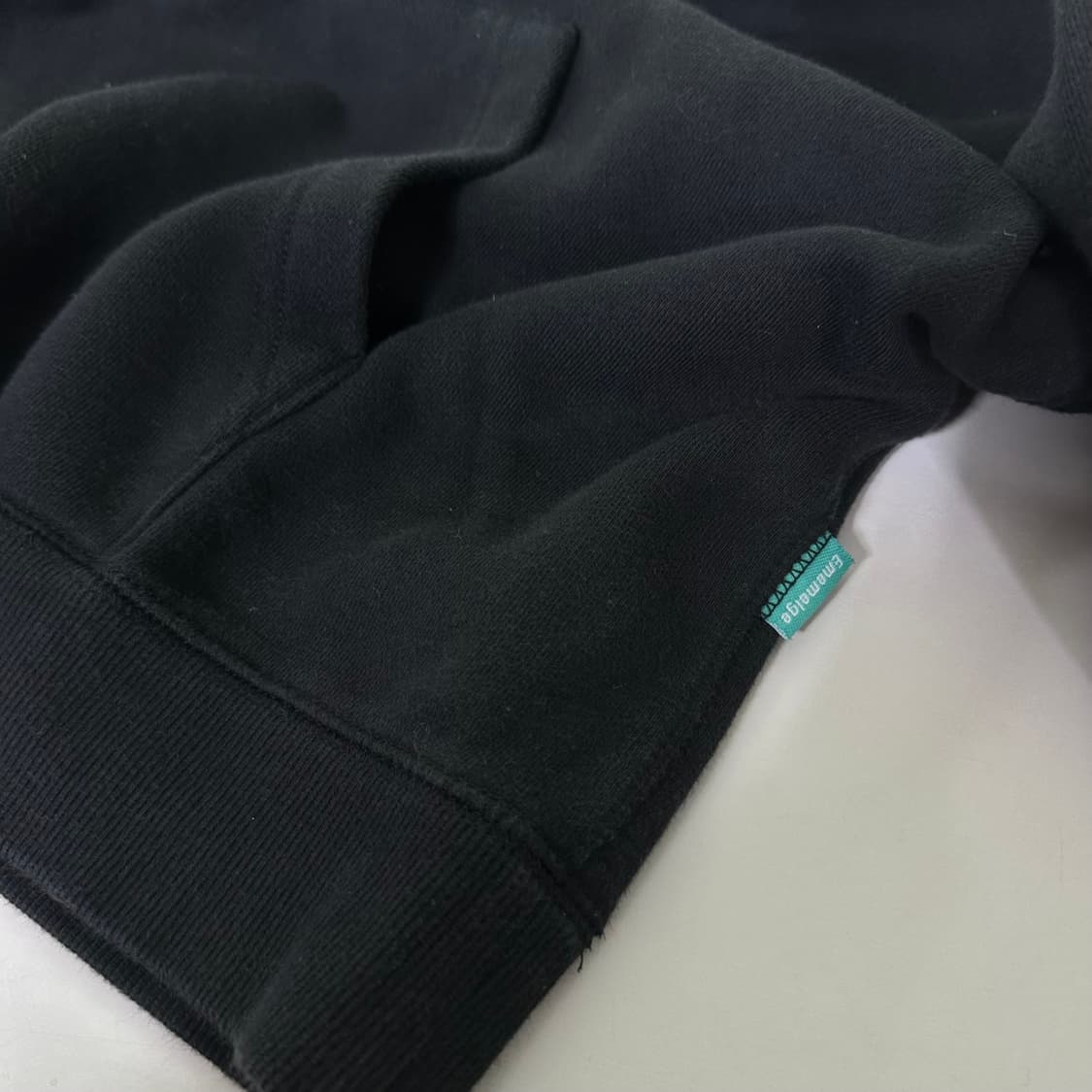 M 100 MMLG 오버핏 빅로고 블랙 스웻후드티 상품이미지3