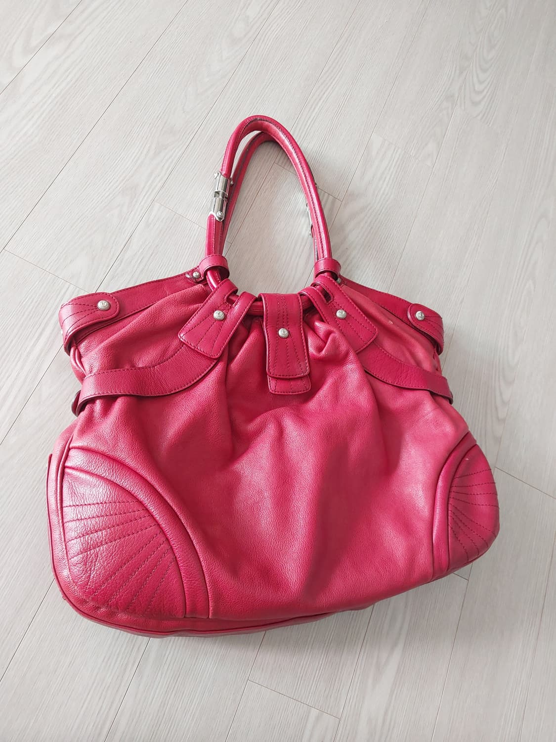 페라가모 가죽 가방 /상세샷 추가 상품이미지6