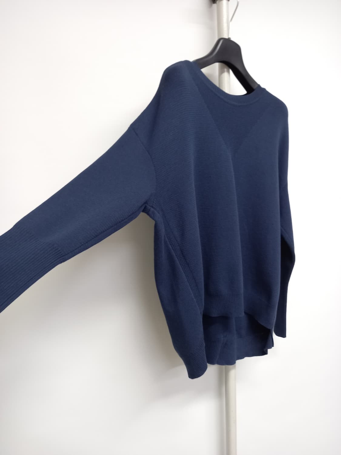 써스데이아일랜드 춘추 루즈가오리핏 니트블라우스 55.66 상품이미지5