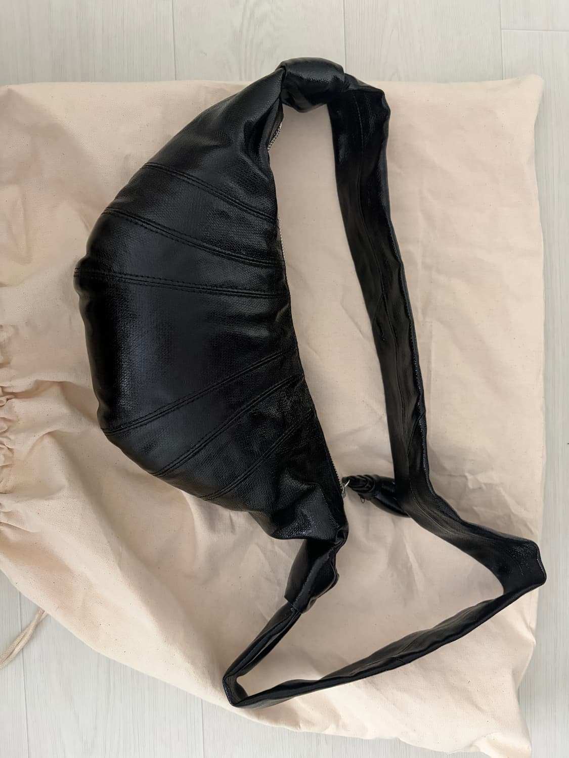 르메르 크루아상 백 스몰 블랙 상품이미지3