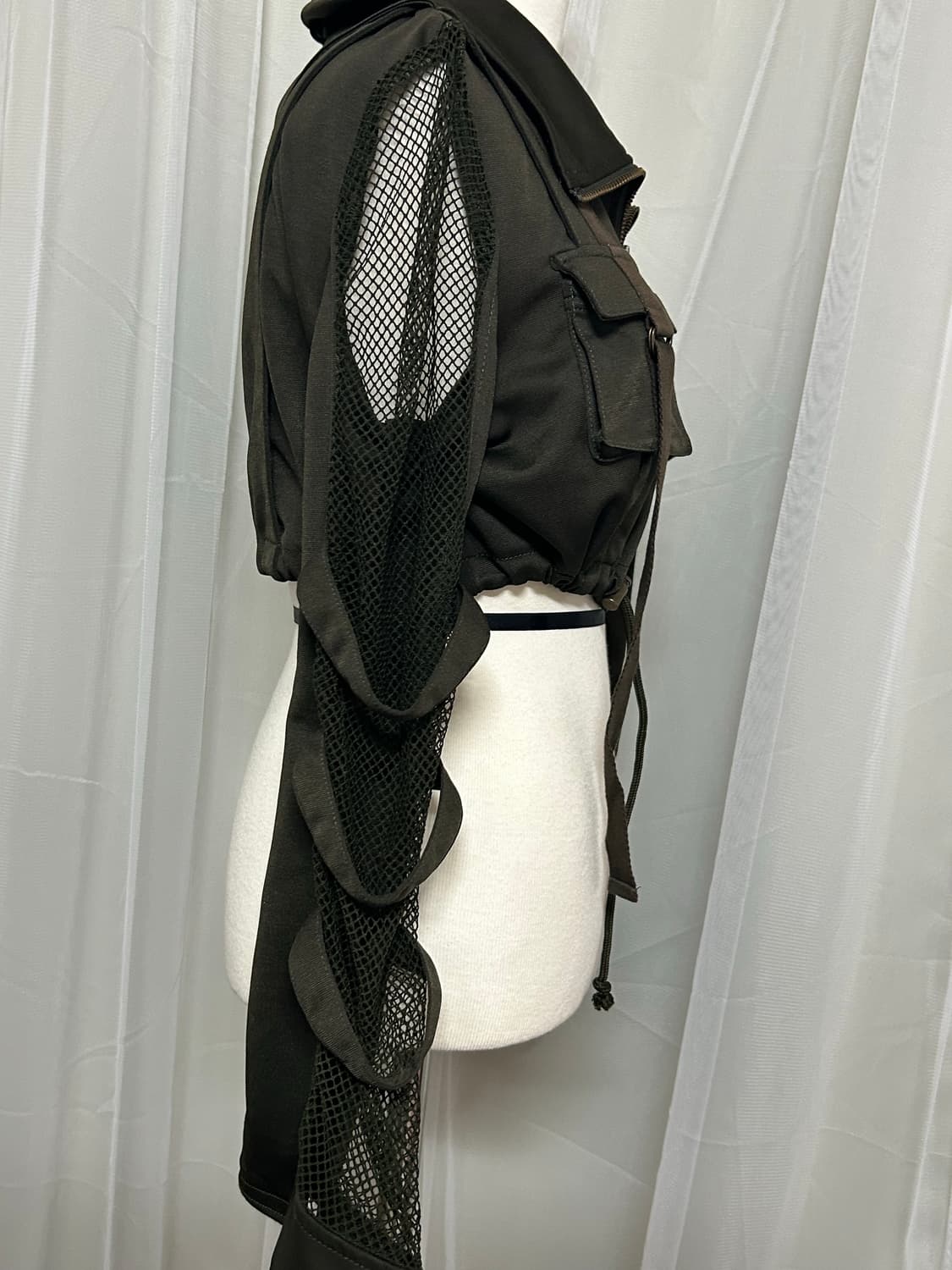 오즈온 카키 크롭 투웨이 자수 자켓 상품이미지2