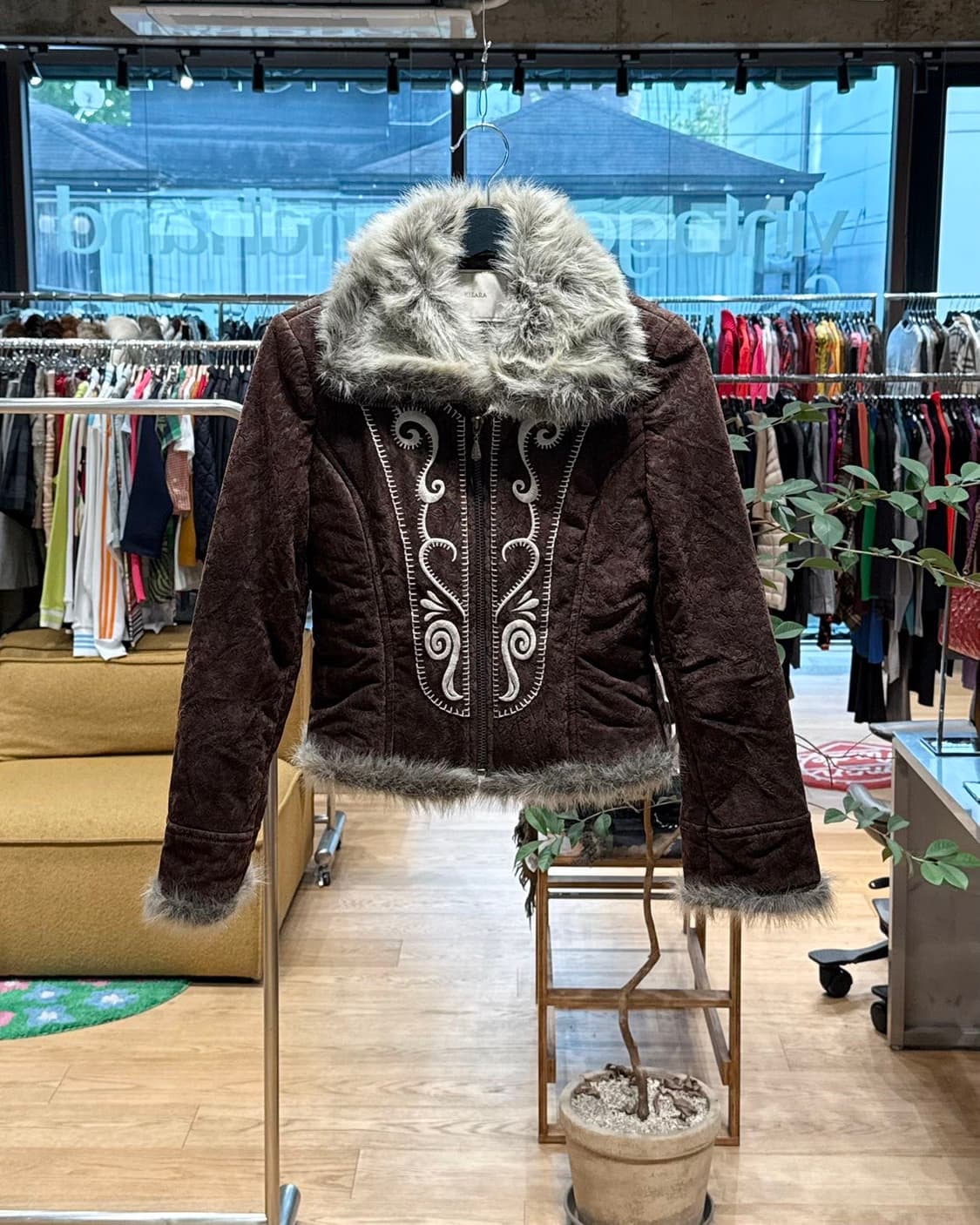 키라라 브라운 퍼 무스탕 자켓  상품이미지1