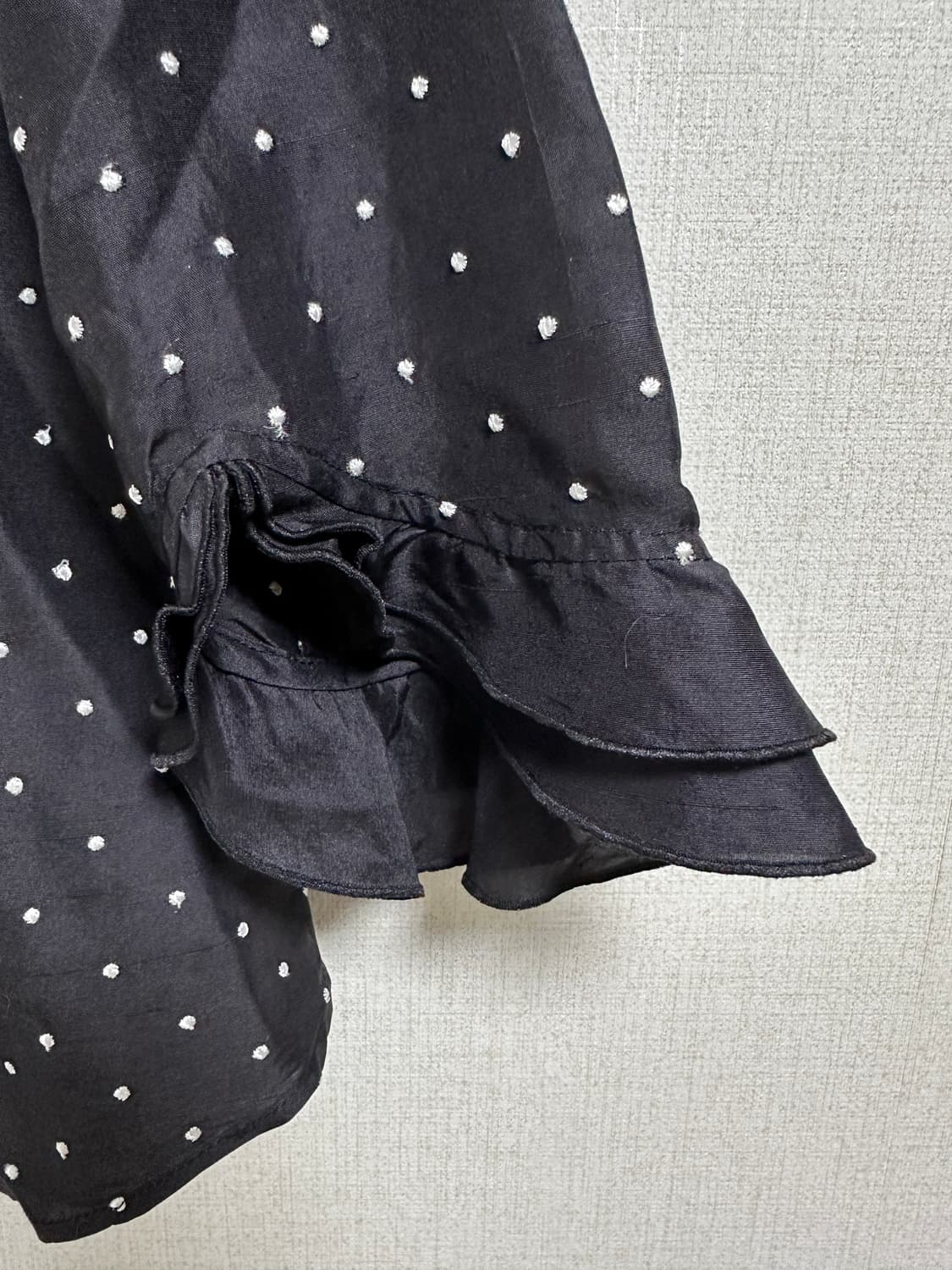 도트 러플 블라우스(실크100) 상품이미지4