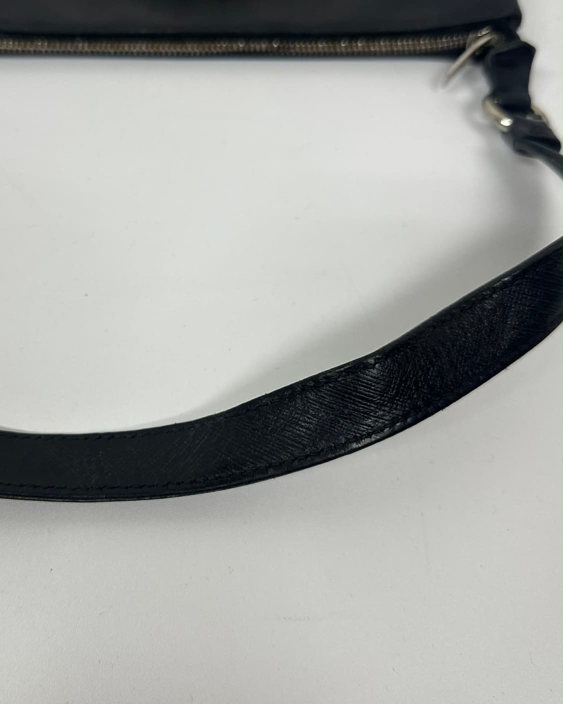 페라가모 은장 간치니 미니백 상품이미지7