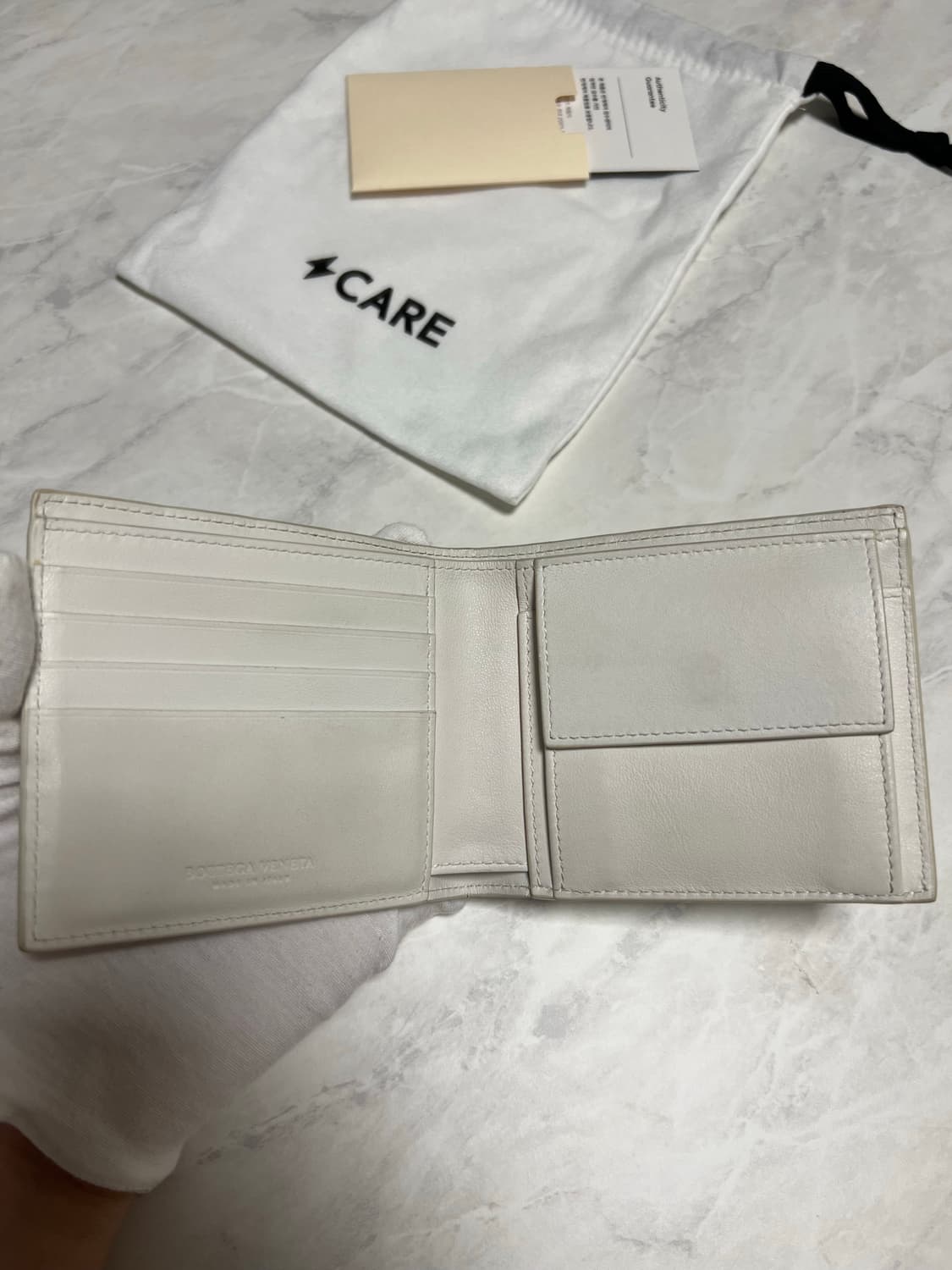 보테가베네타 인트레치아토 반지갑 상품이미지3