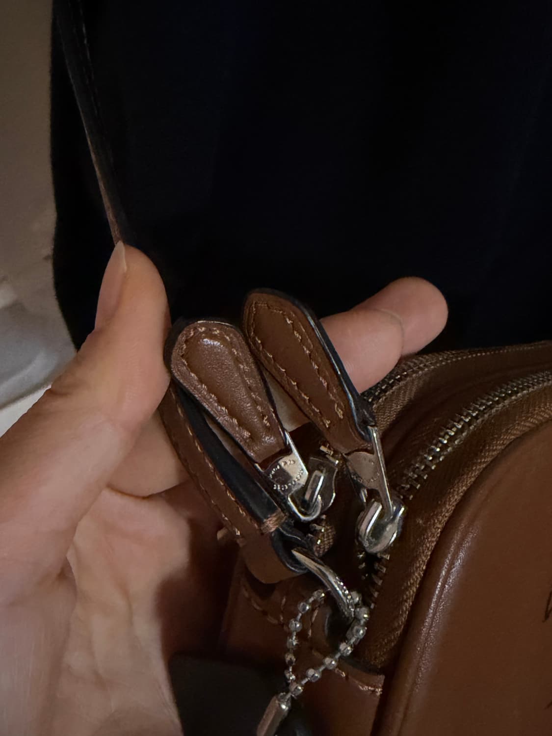 코치 미니 크로스백 x 스누피 콜라보  상품이미지7