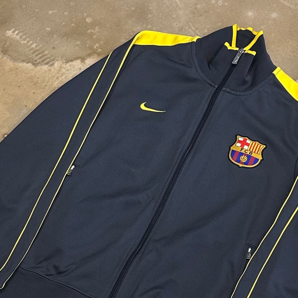 XL 나이키 바르셀로나 그레이 옐로우 트랙탑 져지 상품이미지1