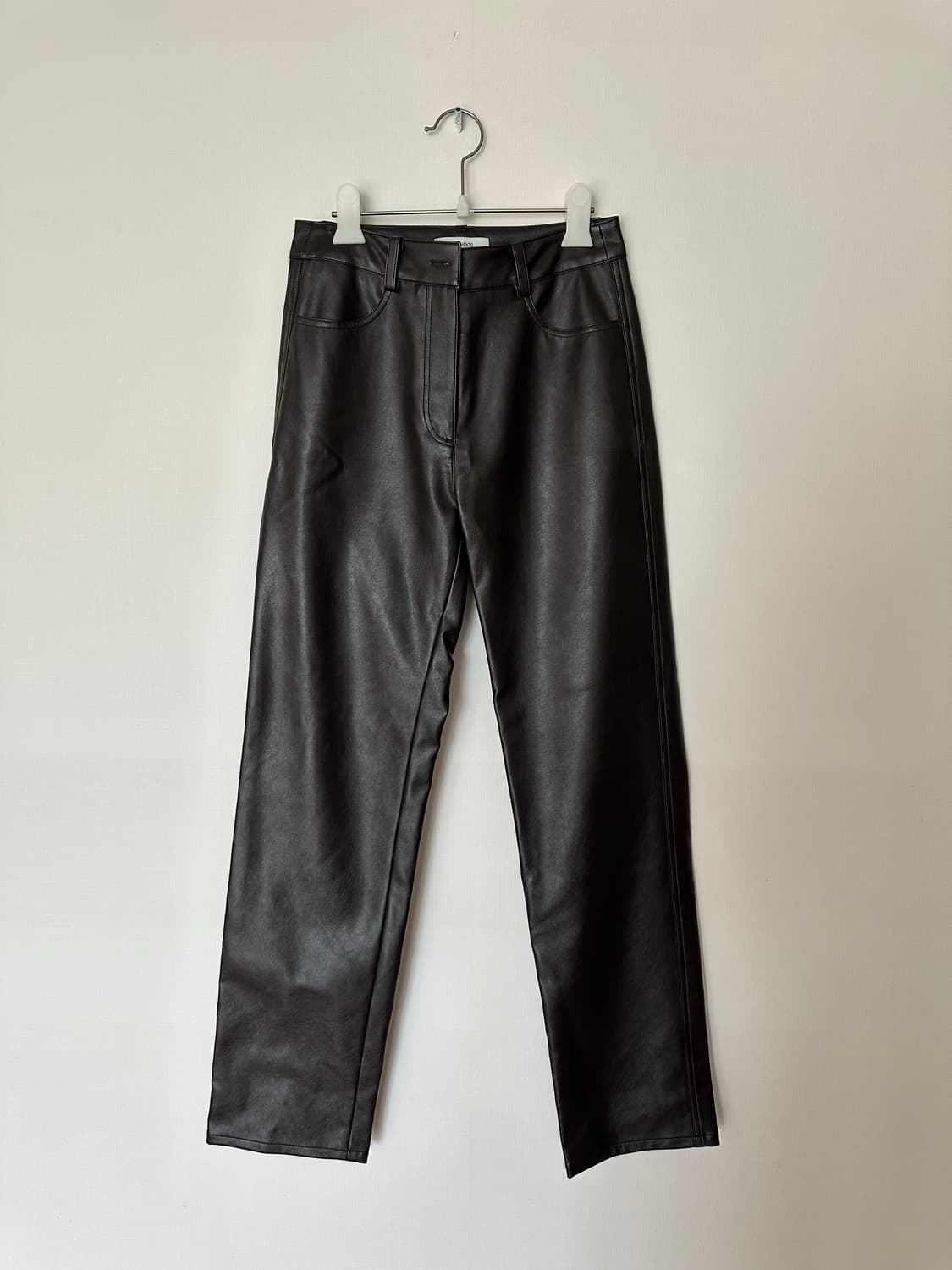 아모멘토 레더팬츠 상품이미지1