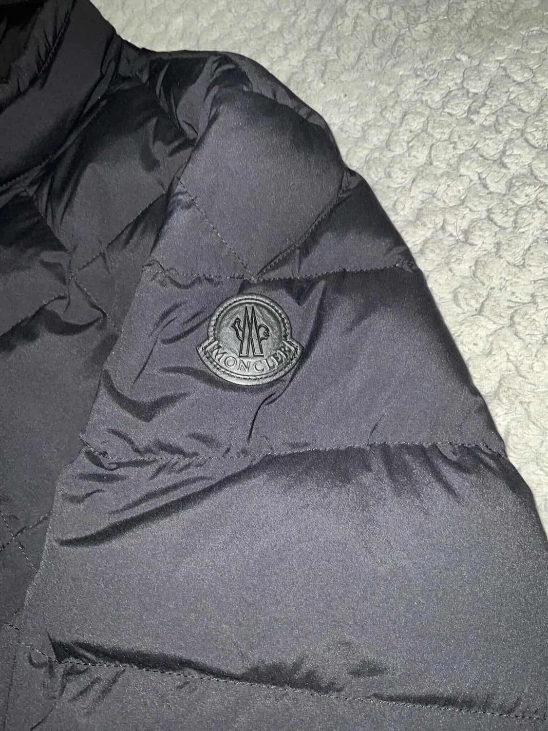 몽클레어 쇼커트 경량 패딩 남성 다운 자켓  상품이미지3