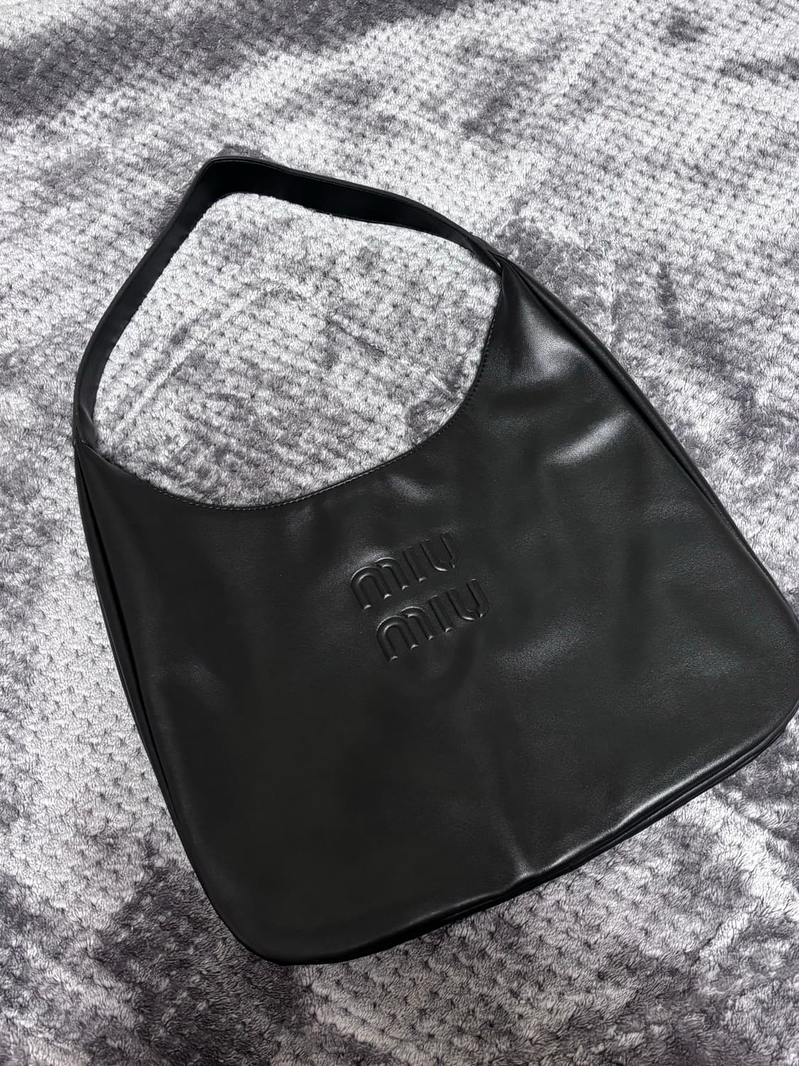 미우미우 숄더백 상품이미지1
