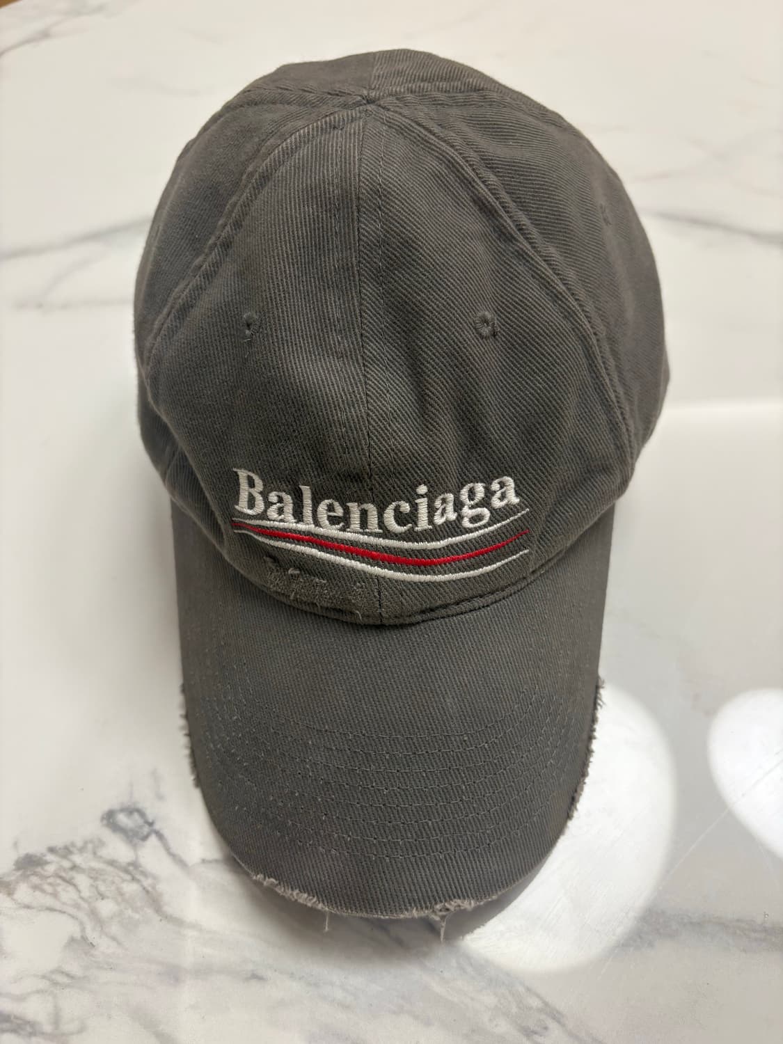 발렌시아가 폴리티컬 캠페인 디스트로이드 캡 블랙 상품이미지4