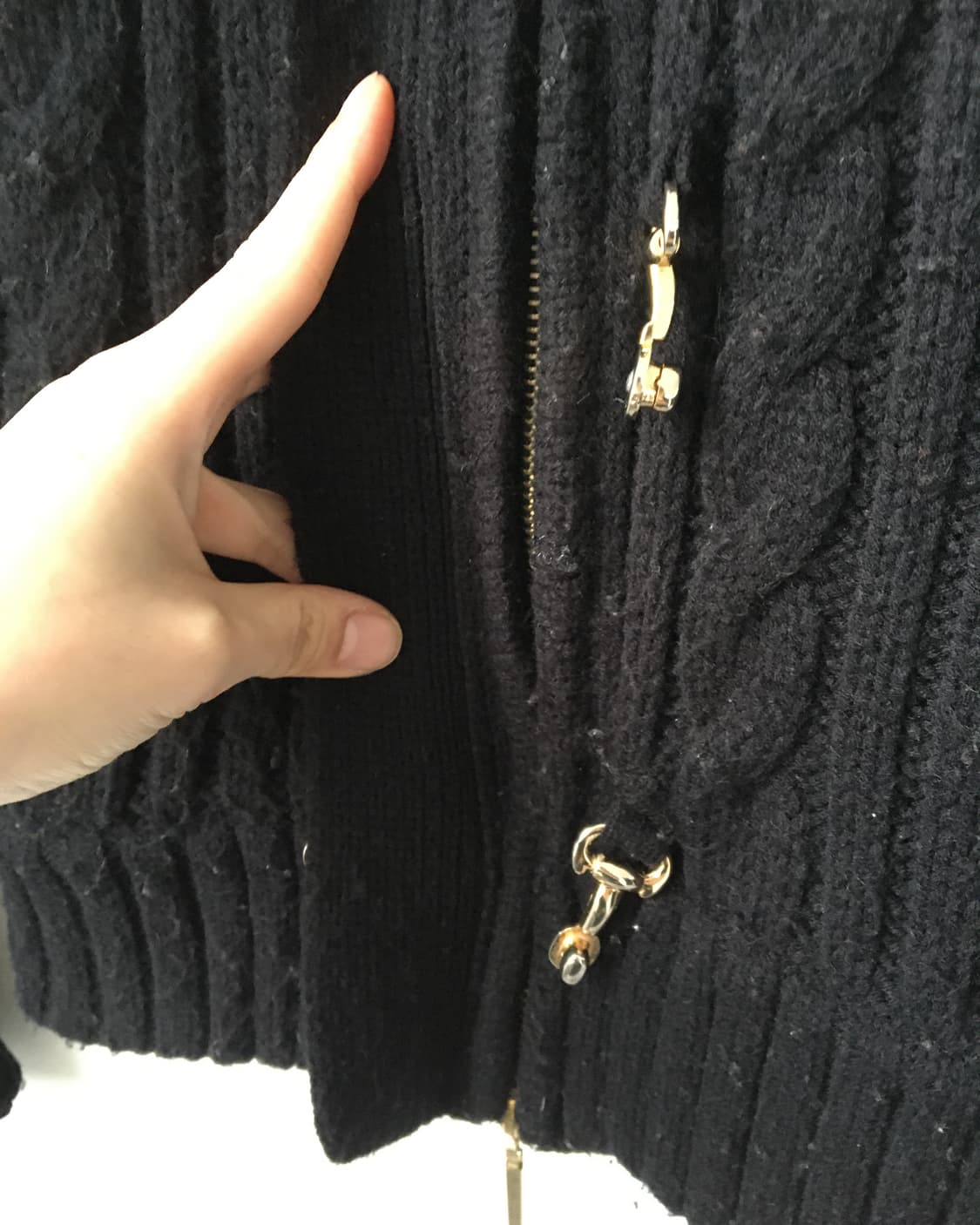 Cable pattern high neck knit zip up 상품이미지4