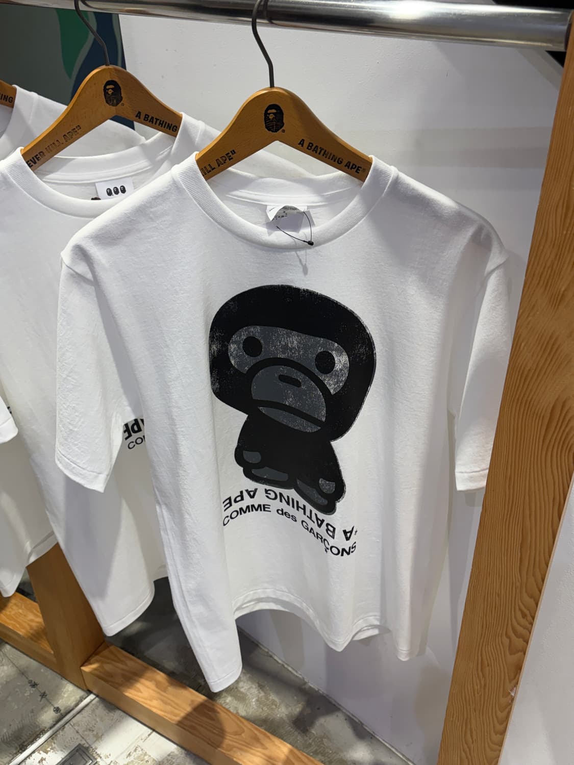 [2컬러/미개봉새상품] 26SS bape 베이프 꼼데가르송 반팔 티셔츠 상품이미지1