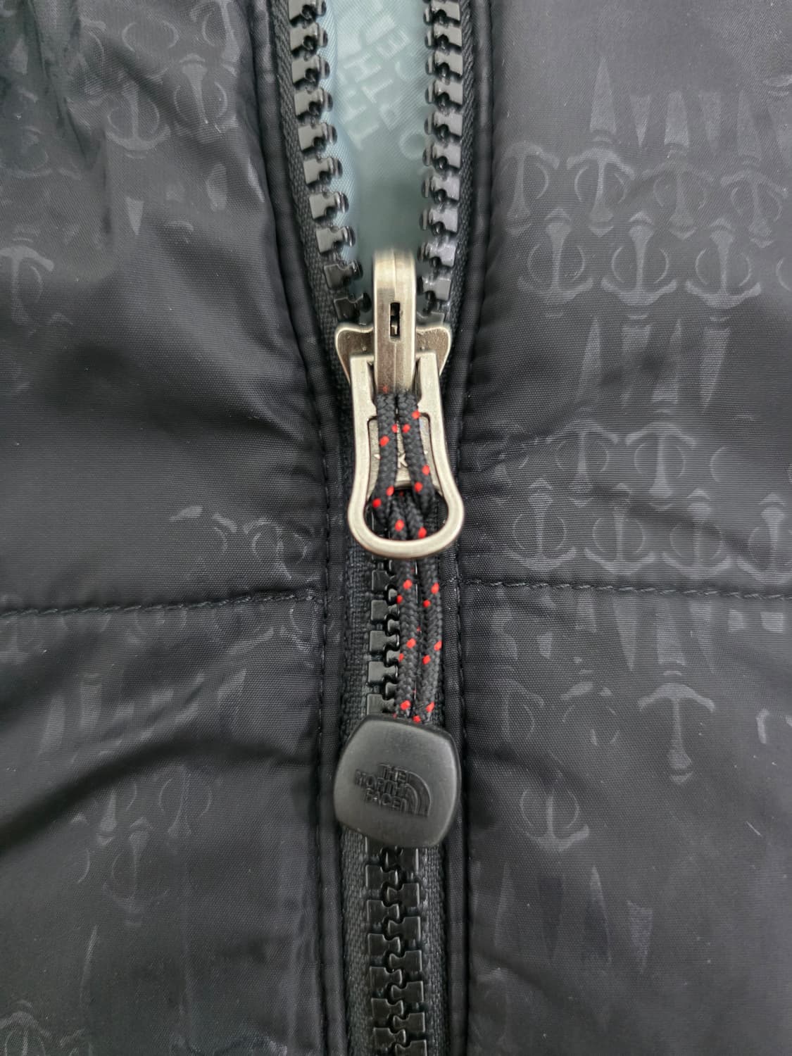 노스페이스경량패딩 상품이미지4