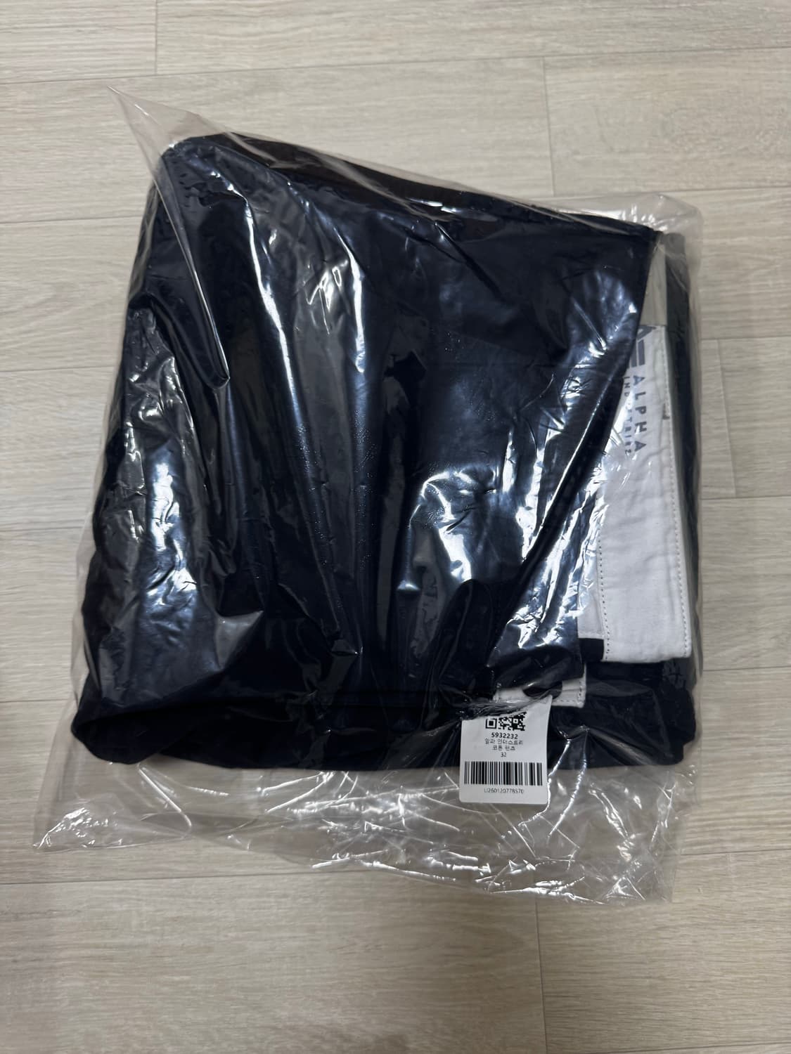 [32x32] 새상품 알파인더스트리 ACU 블랙 카고 바지 상품이미지6