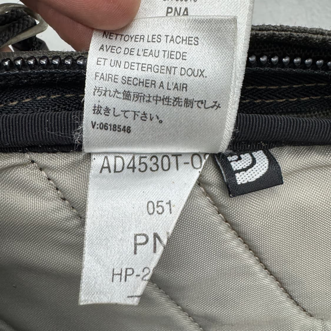 노스페이스 고프코어 제스터 카키 테크니컬 백팩 상품이미지9