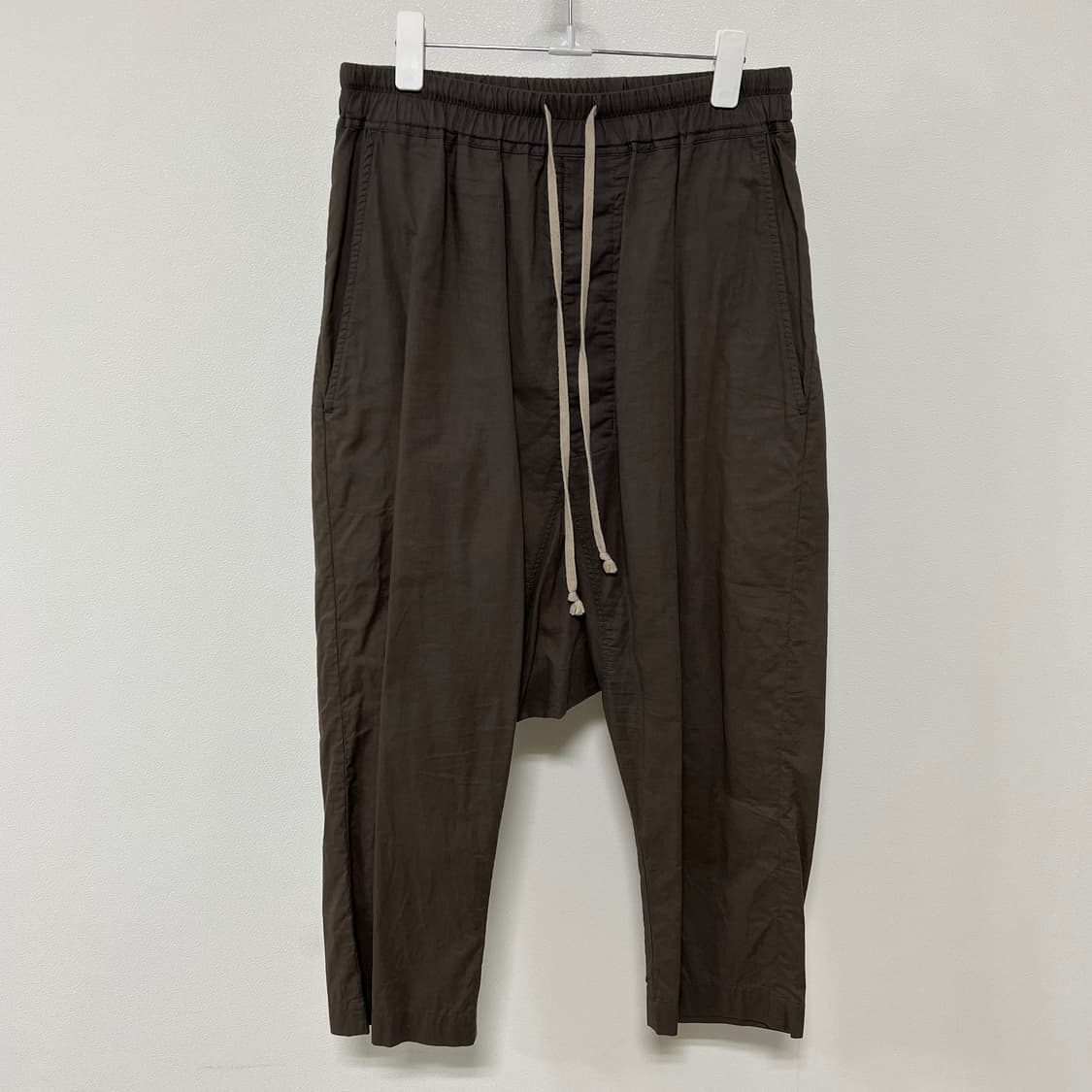 릭오웬스 16SS "CYCLOPS" 드로우스트링 크롭 팬츠 다크 더스트 상품이미지2