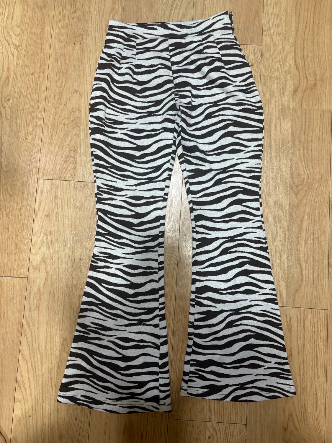 GRL 지브라 패턴 부츠컷 팬츠 상품이미지1