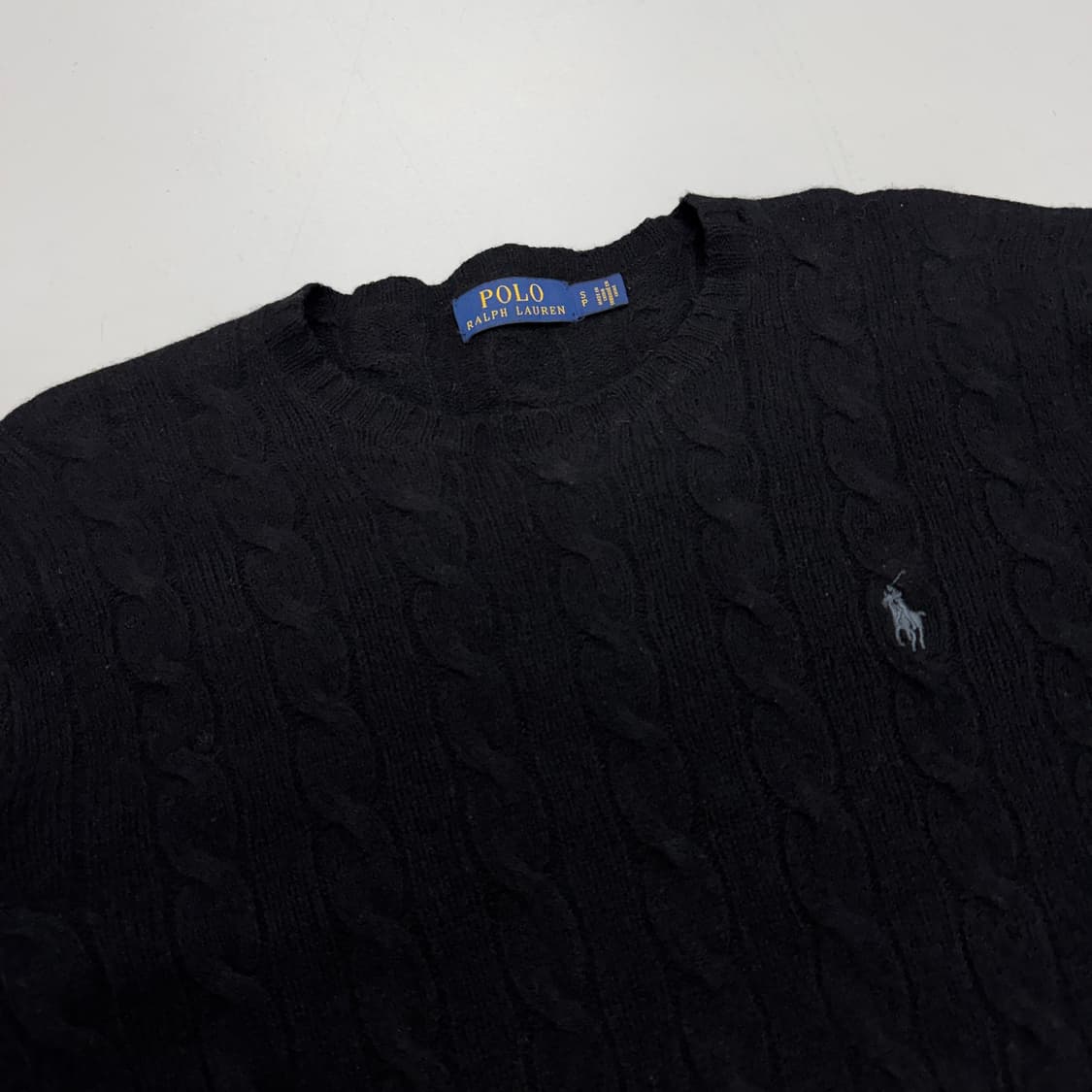 폴로 신형 포니 꽈배기 니트 블랙 상품이미지3