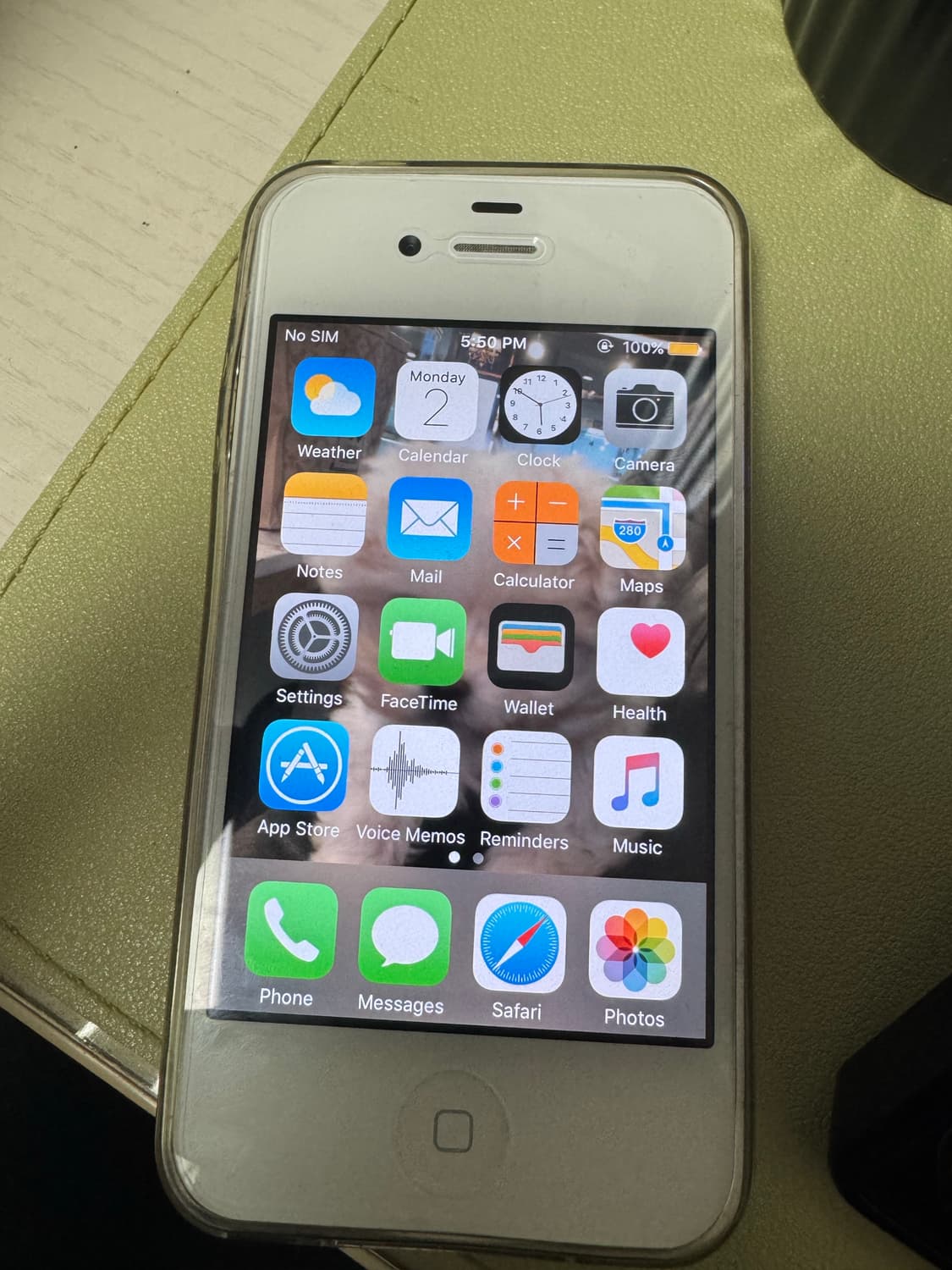 아이폰 4s 화이트 25gb 상품이미지2