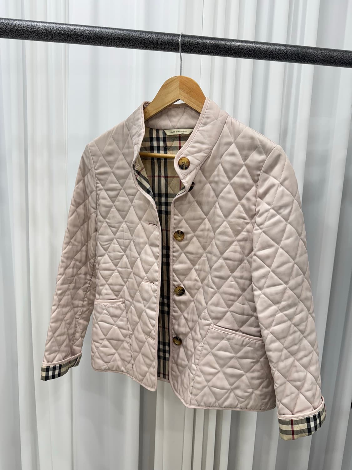 버버리 신형 퀼팅 자켓 상품이미지1
