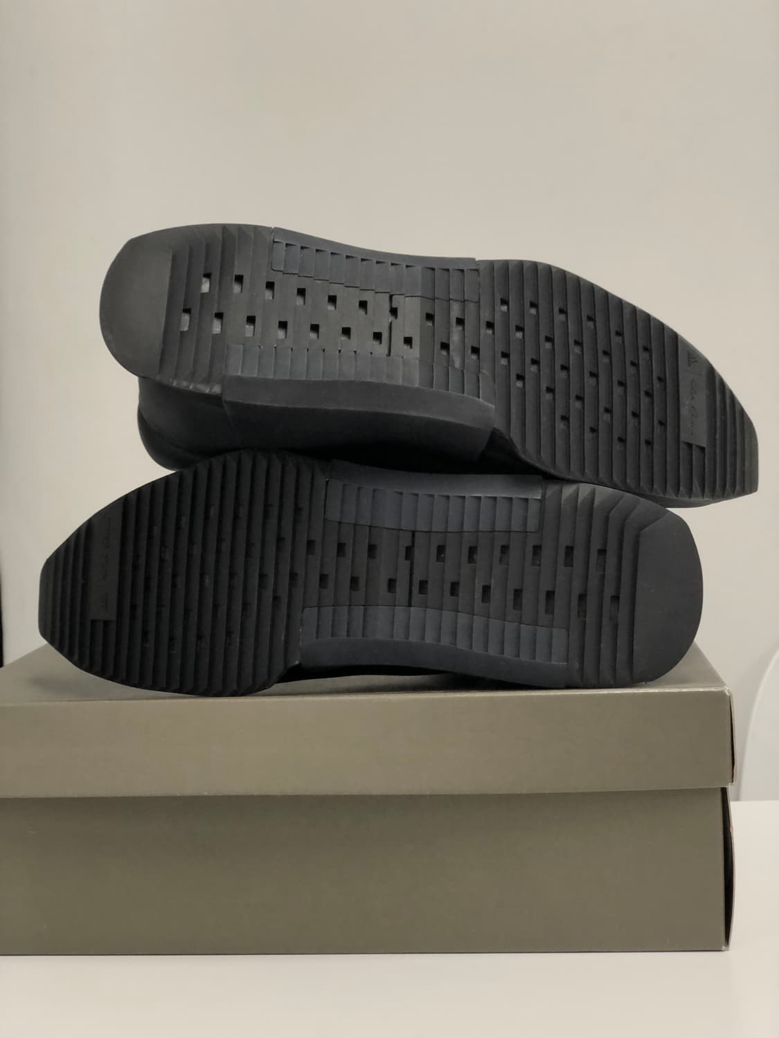 290 RICK OWENS 릭오웬스 아디다스 레벨러너 상품이미지9