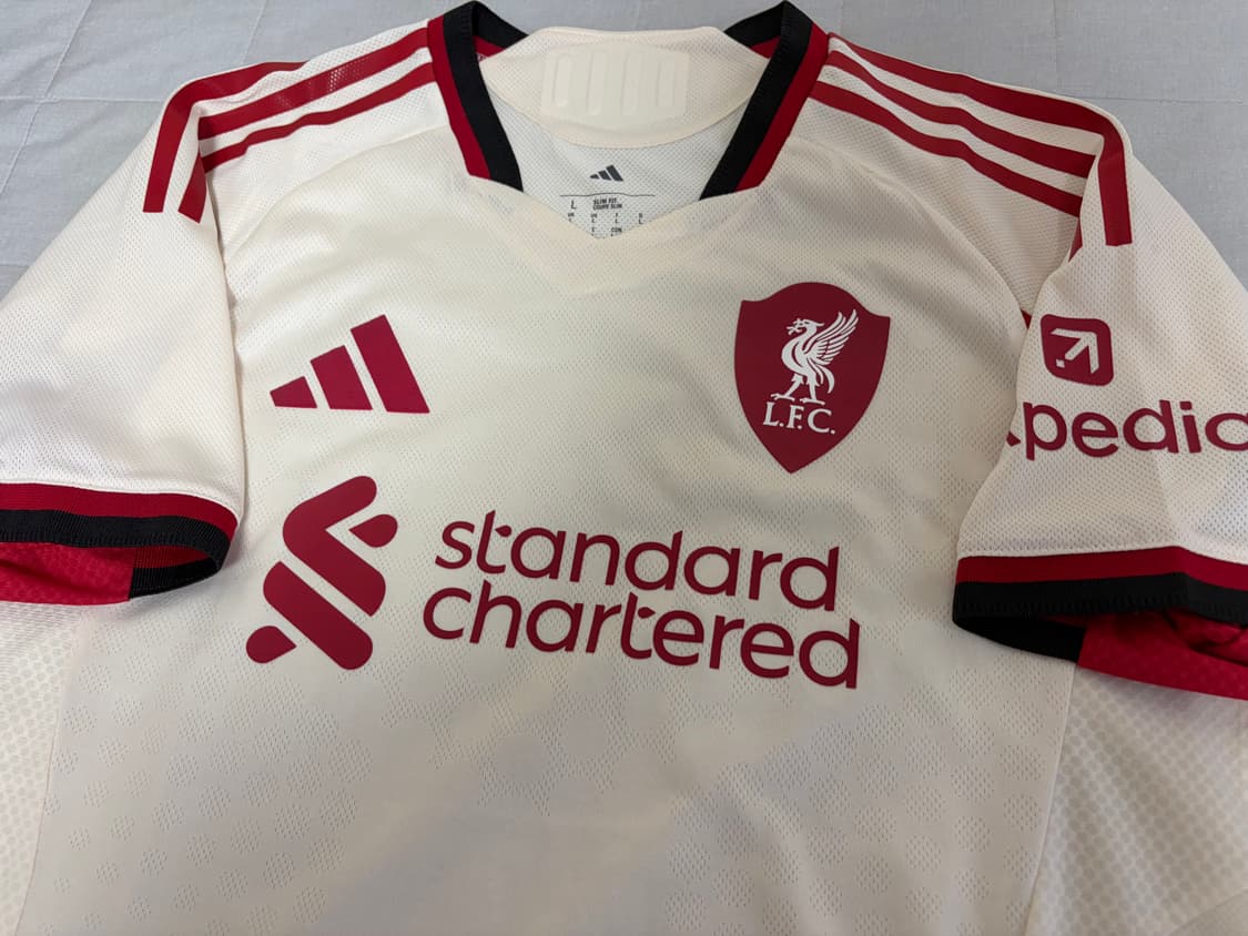 25/26 리버풀 어웨이 어센틱 유니폼 상품이미지5