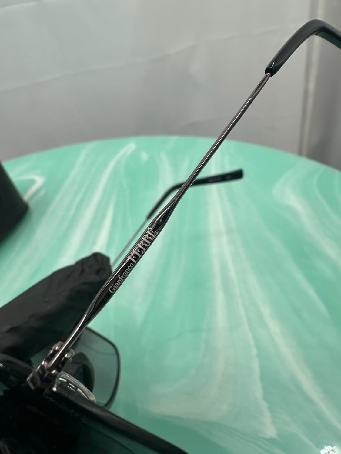 [새상품 무료배송] 잔프랑코 페레 Made In Italy 선글라스 상품이미지3