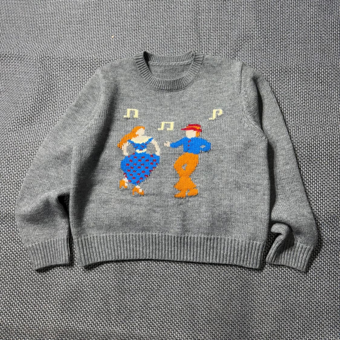 새상품) 빈티지 댄싱 자수 니트 상품이미지1