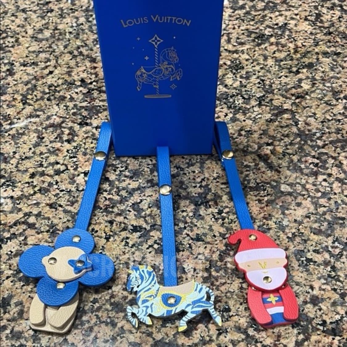 루이비통 크리스마스 홀리데이 VIP 기프트 참 태크 세트 상품이미지9