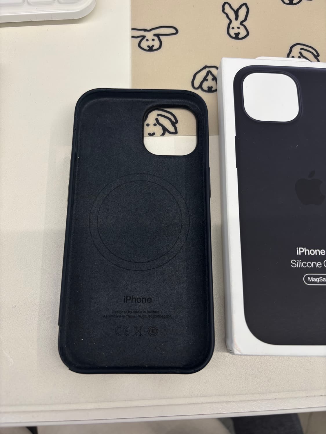 아이폰15 정품 실리콘 케이스 상품이미지5