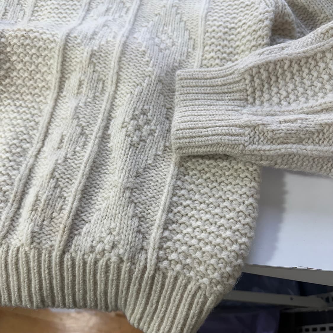 M 95-100 토마스모어 아이보리 울100% 헤비울 크루넥니트 상품이미지4