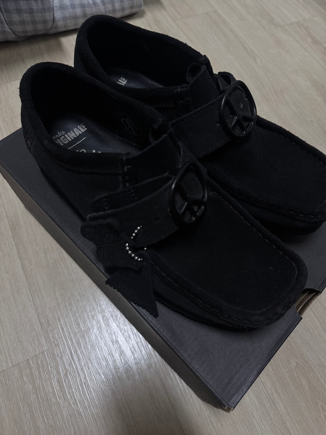 니들스x클락스 41사이즈 상품이미지2