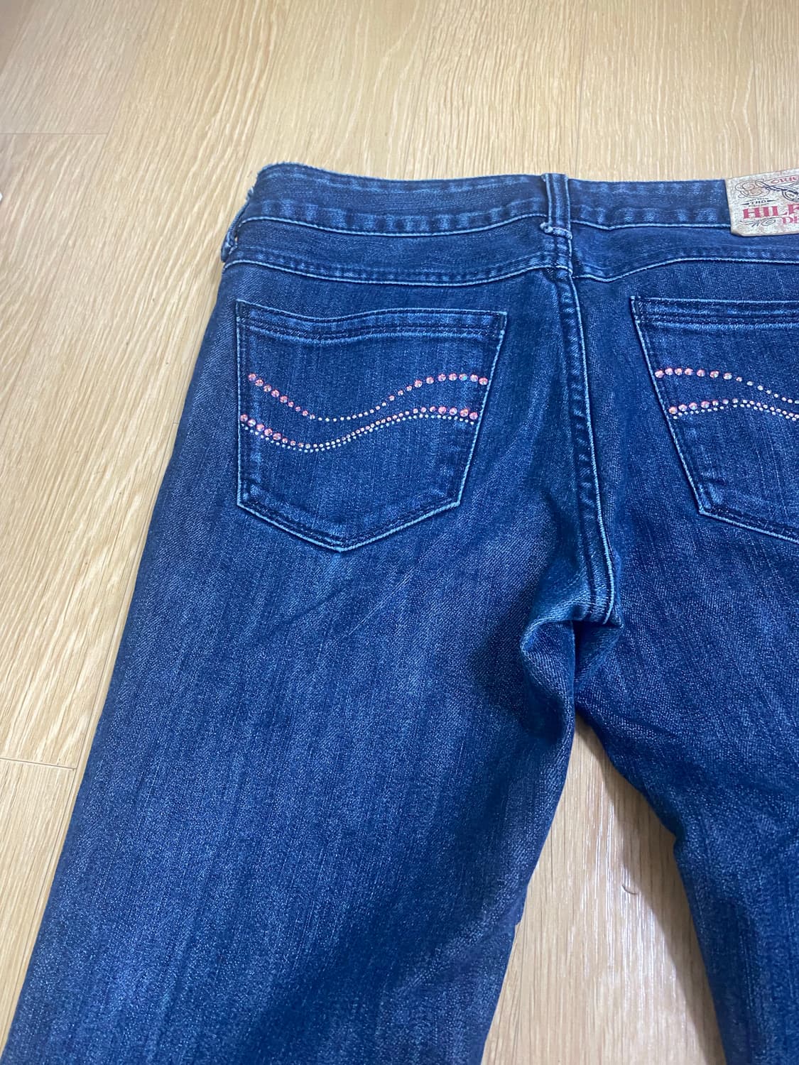 타미힐피거 스와로브스키 콜라보 26사이즈 딥블루색상 청바지 상품이미지2