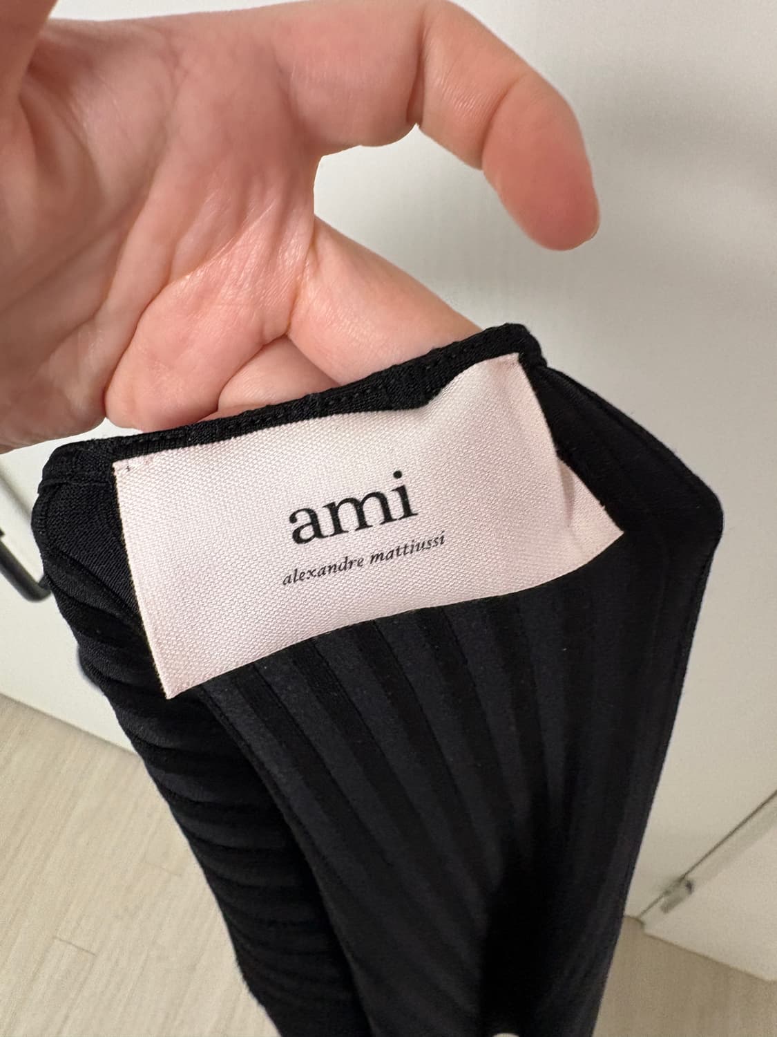 아미 블랙 원피스 상품이미지7