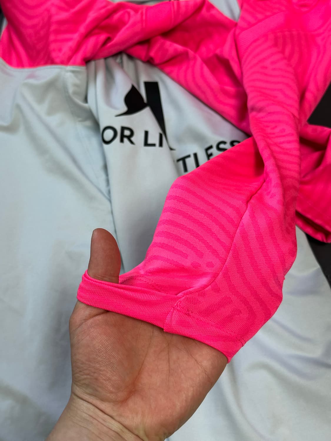 20-21 나이키 조던 PSG 파리생제르망 드릴탑 미디움 상품이미지8