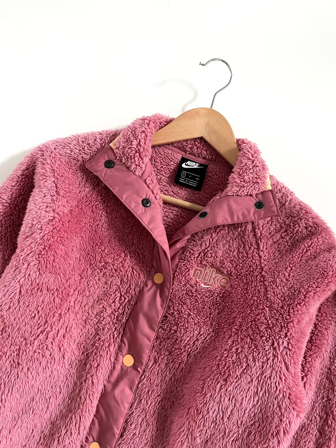 나이키 우먼 핑크 쉐르파 버튼 자켓 상품이미지4