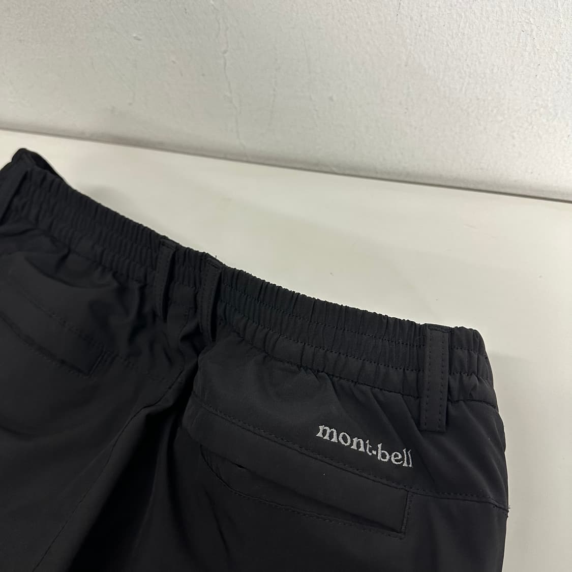 30 몽벨 블랙 레귤러핏 패딩바지 상품이미지7