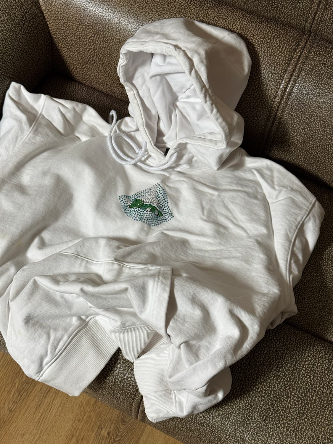 다크룸 스튜디오 X 둘리 라인스톤 후디 상품이미지4