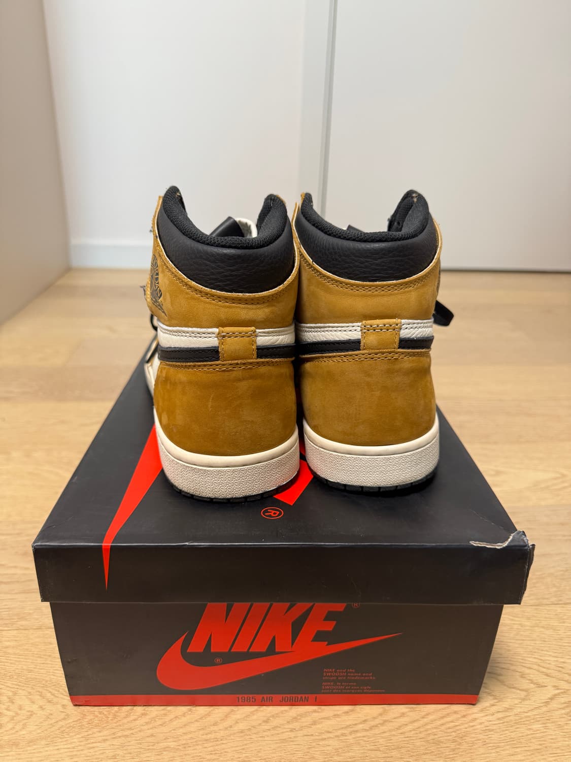 (280) 조던 1 레트로 하이 루키 오브 더 이어 상품이미지4