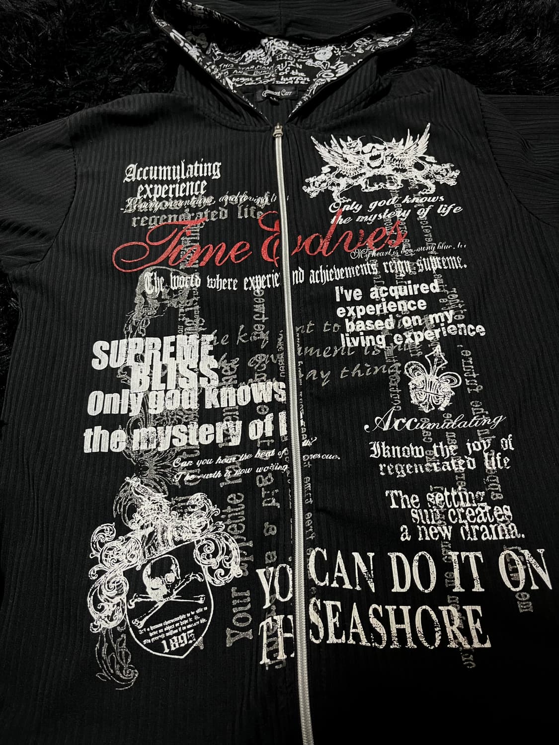 Beaumont Carr 투웨이 펑크 프린팅 반팔 집업 상품이미지1