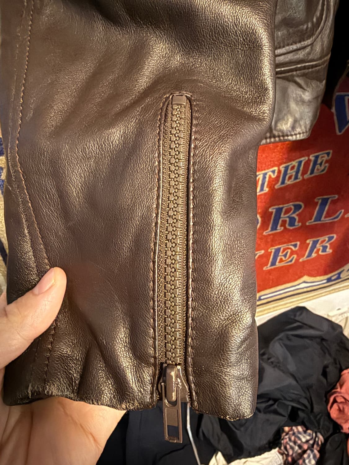 Designed by JINTEOK 진태옥 퍼카라 레더 플라이트 자켓  상품이미지7