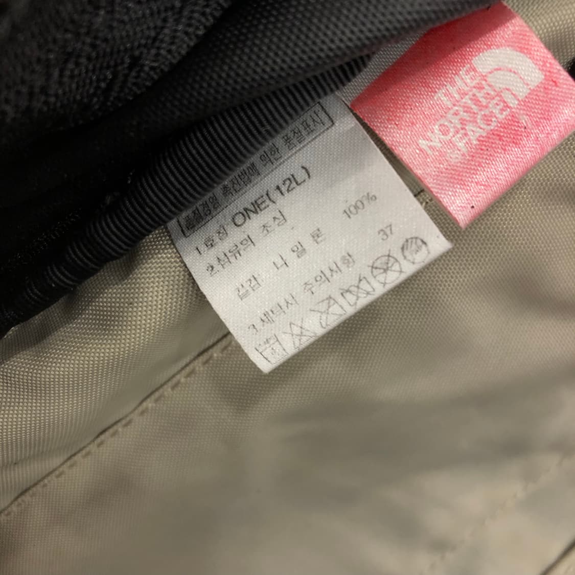 노스페이스 12L 미니샷 백팩 상품이미지6