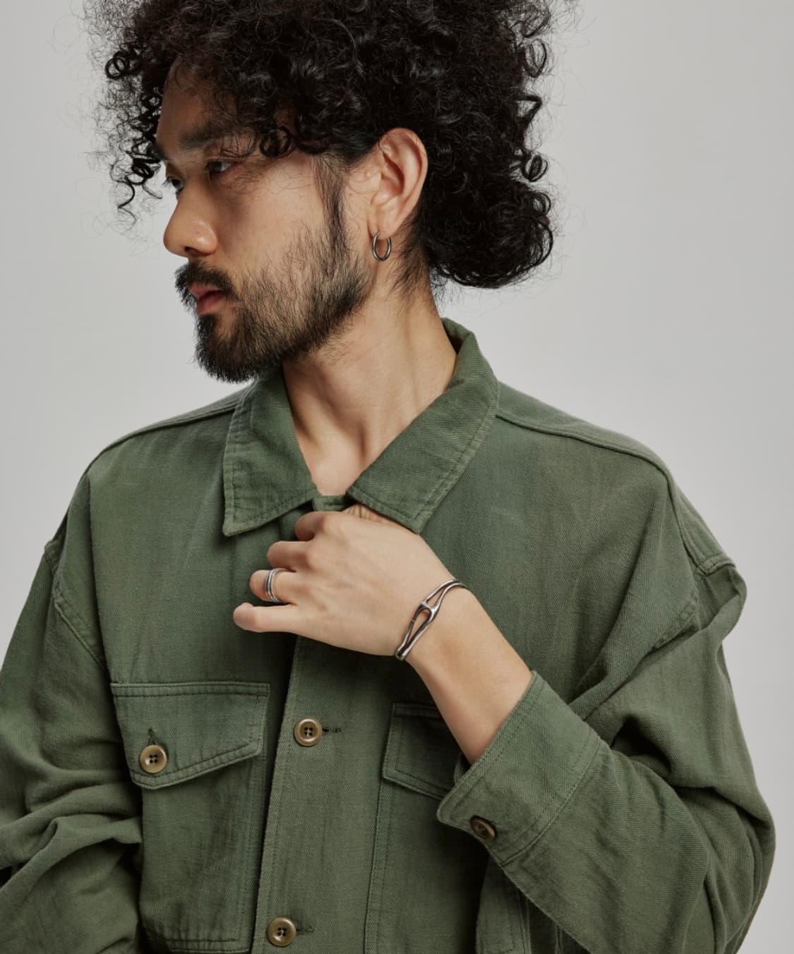 [4]비헤비어 퍼티그 셔츠 올리브 상품이미지1